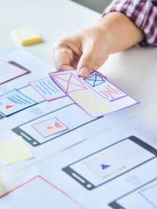 انشاء تطبيق تواصل اجتماعي